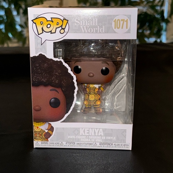 Funko POP! It’s a Small World - Kenya - Picture 1 of 7